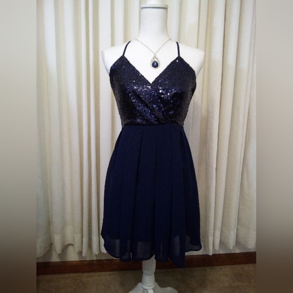 A Gaci' Sequined Formal size XS - Picture 1 of 3